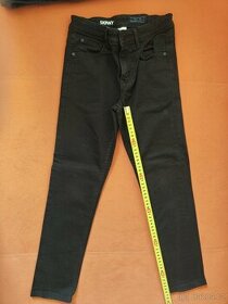 Next divci cerne dziny vel.8 let