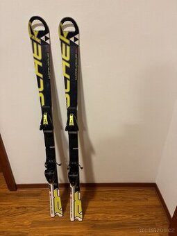 Dětské závodní lyže Fischer 135 cm