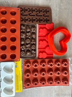 Silikonové formy na pečení / čokoládu – různé tvary