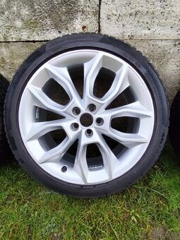 Originál alu kola Škoda Kamiq 5x100 r18, zimní pneu