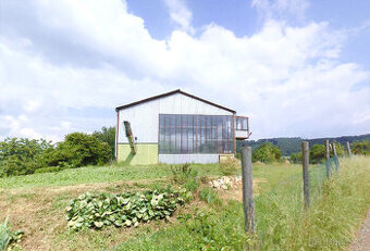 Ocelová konstrukce haly včetně opláštění