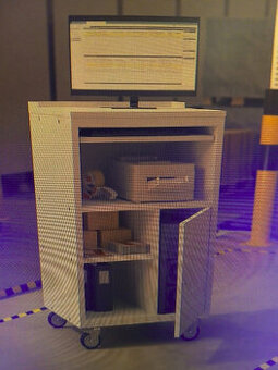 Mobilní PC pult eurokraft basic.