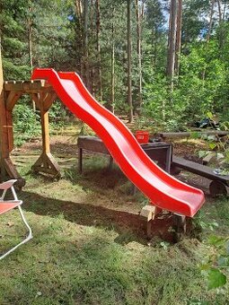 Plastova klouzacka