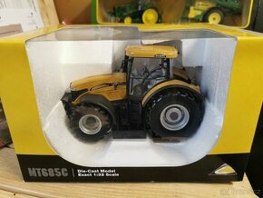 Model traktor challenger MT 865c 1:32 - 1