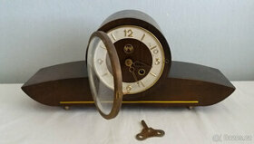 Prodám zachovalé starožitné hodiny - 1