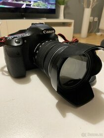 Canon EOS 60D+objektiv EF-S 18-135mm