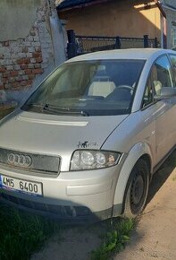 Audi A2 1,4 benzín  R.v 2001