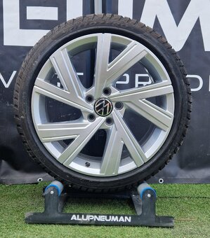 5x112 R18 GOLF 8 +❄️ zimní pneu ZÁNOVNÍ STAV