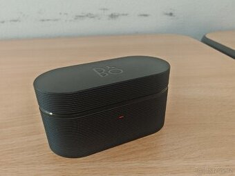 B&O Beoplay E8 sport