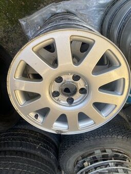 Alu disky Audi 5x112 za 2400 Kč