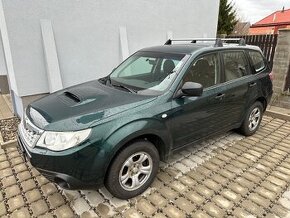 Subaru forester 4x4, rok 2012, náhradní díly