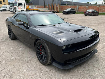 Dodge Challenger SRT Hellcat 6.2l - NEHAVAROVANÉ