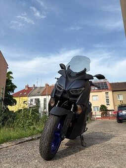 Yamaha XMAX 125
