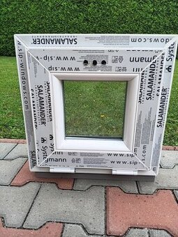 Plastové okno 40x40 Zlatý dub/Bílá, Sklopné