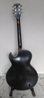 Gibson ES 135 černá se snímači P90, rok výroby 1998, s origi - 1