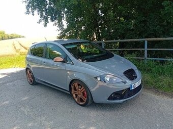 P: Seat Altea