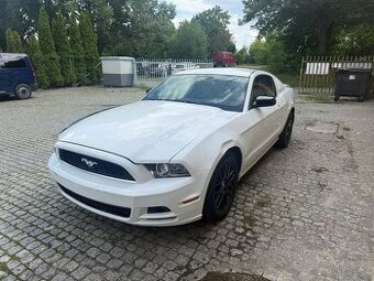 Ford Mustang 3,7 v6 63 tis km