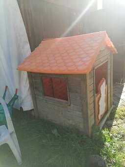 Zahradní dětský domeček