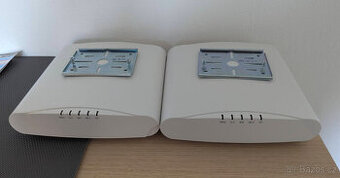2x wifi AP Ruckus R610