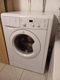 PRAČKA INDESIT ZDARMA