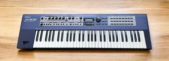 Roland JX - 305 GrooveSynth - syntenzátor - klávesy MIDI