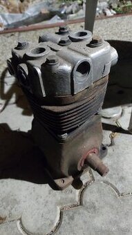 Vzduchový kompresor