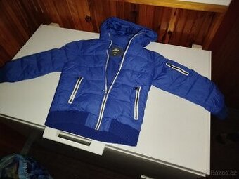 Chlapecká zimní bunda.