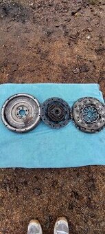 Prodam  Spojkova sada [LUK] Škoda Octavia 3 1.6.TDI 04L14101