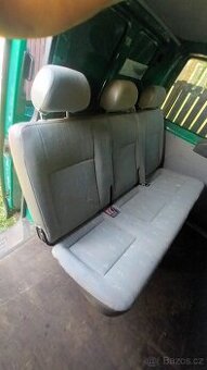 VW Transporter T5 - sedačka
