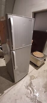 Lednice Samsung Nano silver