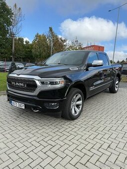 DODGE RAM LIMITED— 5.7 V8 HEMI Etorque—2021–VZDUCH—TOP STAV