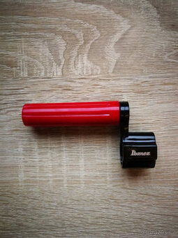 Klička na utahování strun