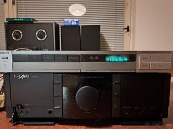 Digitální tuner Philips F2233 - plně funkční