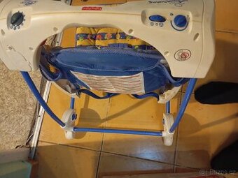 Houpačka pro kojence