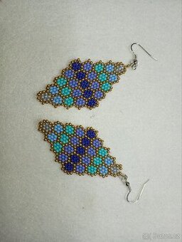 Ručně šité náušnice