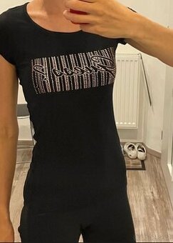 Černé triko Guess s krátkým rukávem, vel.xs