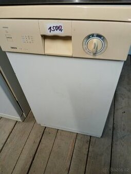 Myčka nádobí ZANUSSI - 1