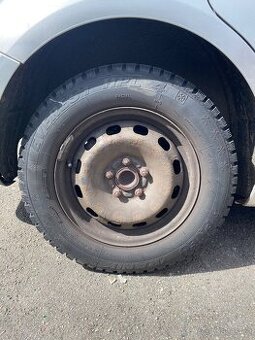 Ford sada na originál plechových discích 6Jx15 H2 ET 52,5