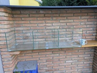 terárium cca 120x30x36 děleno na 3 části po 40 cm
