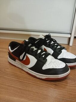 Nike Dunk Retro