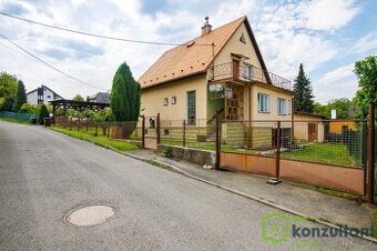 Rodinný dům 204 m2, pozemek 702 m2, oblast Kramolišov, ulice