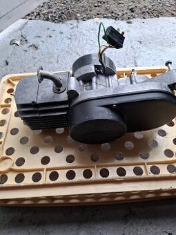 Motor babetta 215M