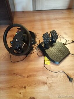 Herní volant Thrustmaster tmx force feedback