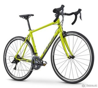 Predám cestný bicykel FUJI Sportif 2.1 - 1
