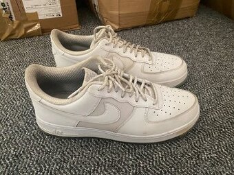 Boty NIKE AIR FORCE 1´07 LUXE SUMMIT White vel. 45