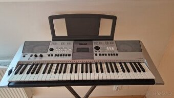 Klávesy Yamaha