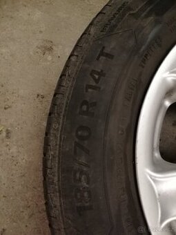 Barum bravuris 185/70R14T včetně alu Rial