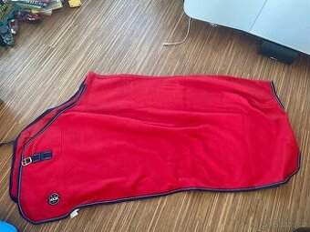 odpocovací deka červená, vel. 125 cm