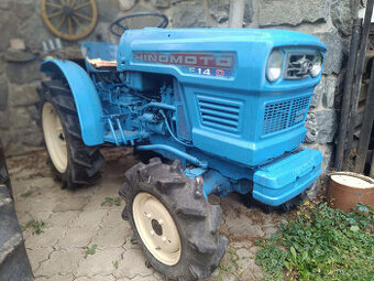 malotraktor 4x4