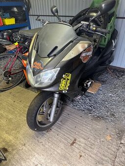YAMAHA MAJESTY 400